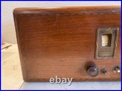 Vintage Mohawk-American Tube Radio Antique Wood Cabinet Tabletop Radio