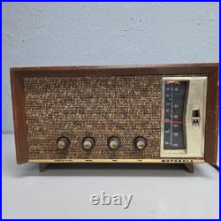 Vintage Motorola 10T28 Wooden Tabletop Tube Radio 1957 Tested Working (See Vid)