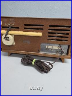 Vintage Motorola 10T28 Wooden Tabletop Tube Radio 1957 Tested Working (See Vid) Vintage Motorola 10T28 Wooden Tabletop Tube Radio 1957 Tested Working (See Vid)