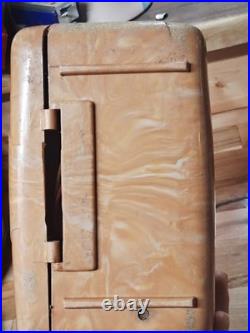 Vintage Motorola 49L11Q Catalin Like Portable Suitcase Apricot Swirl Tube Radio