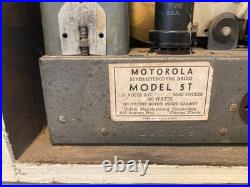 Vintage Motorola 5T Tombstone Tube Radio Wood Cabinet Art Deco Antique Untested