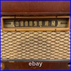 Vintage Motorola 67T11 Wood Tube Radio Art Deco Tabletop Galvin Mfg Chicago
