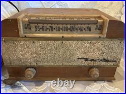 Vintage Motorola 77X22 Tube Radio AM FM Wood Tabletop Powers On Repair