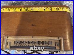 Vintage Motorola 77X22 Tube Radio AM FM Wood Tabletop Powers On Repair