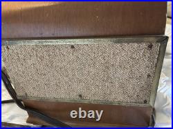 Vintage Motorola 77X22 Tube Radio AM FM Wood Tabletop Powers On Repair