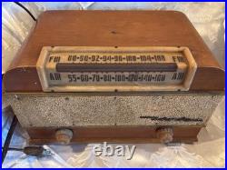 Vintage Motorola 77X22 Tube Radio AM FM Wood Tabletop Powers On Repair