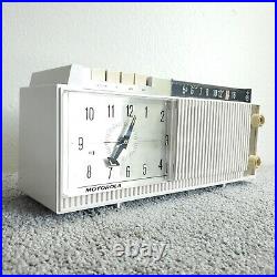 Vintage Motorola Model C12P Tube Radio Clock AM White 1960's MCM Working