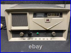 Vintage Motorola Private Line THN6023A L43GGB-1100A clock tube radio