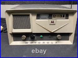 Vintage Motorola Private Line THN6023A L43GGB-1100A clock tube radio Vintage Motorola Private Line THN6023A L43GGB-1100A clock tube radio