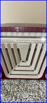 Vintage Motorola Tube Radio Model 68X11A