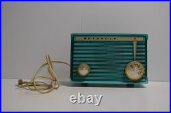Vintage Motorola Turquoise Tube Radio Model A8J 23 MCM Tested Works