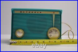 Vintage Motorola Turquoise Tube Radio Model A8J 23 MCM Tested Works