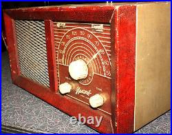 Vintage Newcomb Model B-100 Tube Type Radio Works Great