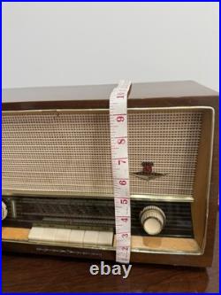 Vintage Nordmende Elektra C tube radio, In Wooden Case. Works