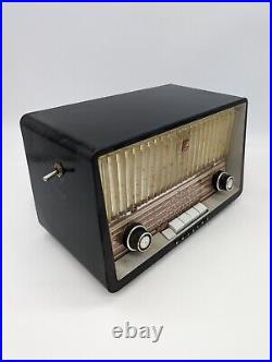 Vintage Norelco Tube Radio Model B3X 75U Made in Holland Bakelite Turns On