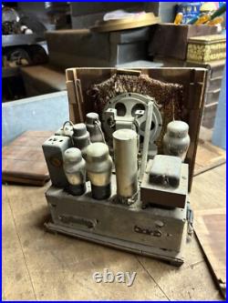 Vintage Old Crosley Electric Model 515 Tube Radio Tombstone Wood Case Parts USA