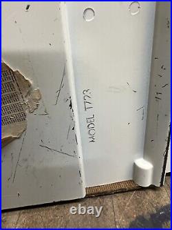 Vintage Old Original Zenith Model T723 White Bakelite Electric Tube Radio USA