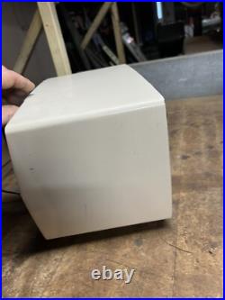 Vintage Old Original Zenith Model T723 White Bakelite Electric Tube Radio USA