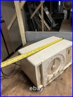 Vintage Old Original Zenith Model T723 White Bakelite Electric Tube Radio USA