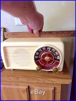 Vintage Old Philco Electric Radio