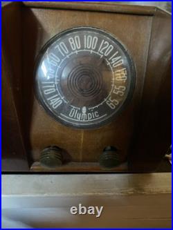 Vintage Olympic Radio Model No. 6-502-U