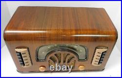Vintage Original 1942 Zenith 6R631 Table Radio Excellent Condition. Boomerang