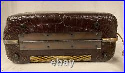 Vintage PHILCO 1939 Vacuum Tube Radio. Crocodile Faux Press Brown Case- 10726A