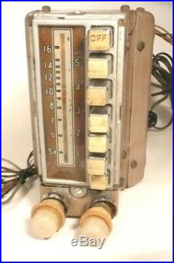 Vintage PHILCO A-801 CHAIRSIDE RADIO Untested CHASSIS with ALL 8 TUBES & KNOBS