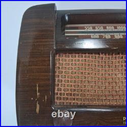 Vintage PHILCO TRANSITONE RADIO PT3 1942 Wooden Tabletop Tube Radio