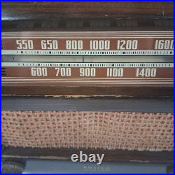 Vintage PHILCO TRANSITONE RADIO PT3 1942 Wooden Tabletop Tube Radio