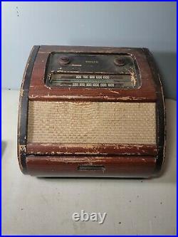 Vintage PHILCO Tube Radio Phonograph 10639