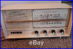 Vintage Panasonic tube radio model 740 Am/FM (tbl5)