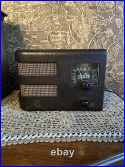 Vintage Pathe XBR Wood Table Tube Radio Working Leatherette Cabinet Receives AM