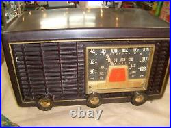 Vintage Philco Am/fm Tube Radio Bakelite Model 53-956 Philco