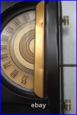 Vintage Philco Bakelite Tube Radio 1950's # 50-920 For Repair Hums, Good Cosmetic