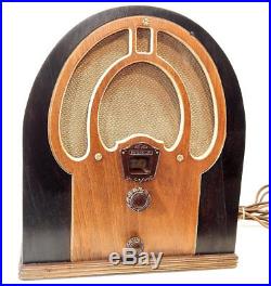 Vintage Philco JR Model 80 Cathedral Tube Radio Looks Great and Works