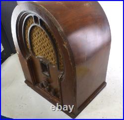 Vintage Philco Model 19 Super Heterodyne Tube Radio. Original