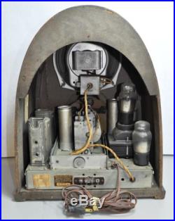 Vintage Philco Model 37-61 5-Tube AC Superhet Circuit Radio