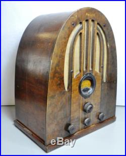 Vintage Philco Model 37-61 5-Tube AC Superhet Circuit Radio