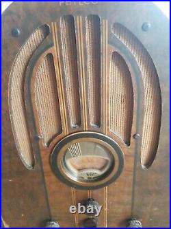 Vintage Philco Model 37-89 AM/SW Cathedral Radio Working! Perfect For Restoring