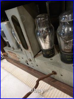 Vintage Philco Model 38-15 AM Tube Radio. Very Good, Wood Case Lights Up