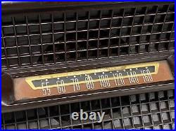 Vintage Philco Model 49-505 Tube Radio Bakelite