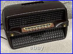 Vintage Philco Model 49-505 Tube Radio Bakelite