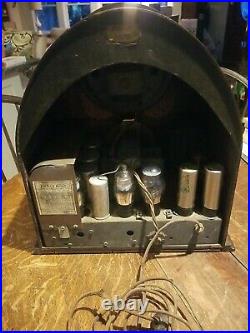 Vintage Philco Model 70 Cathedral Radio Working, Looks Great