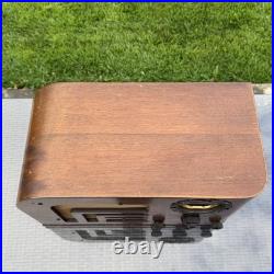 Vintage Philco Tube Radio Model 38-9 Art Deco Curved Design FOR PARTS/REPAIR