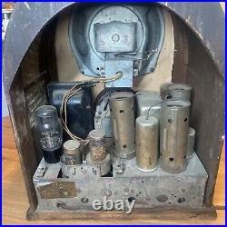 Vintage Philco Tube Radio Model 60 Wood Cathedral Case 1930s Superheterodyne