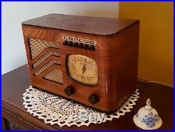 Vintage Philco Wooden AM Radio 39-7C (1939) COMPLETELY RESTORED