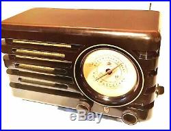 Vintage Philips BX370U Bakelite Tube Radio (Compass)