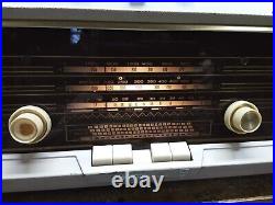 Vintage Philips/Norelco B4X12A/54 Tube Radio