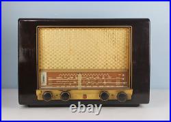 Vintage Philips P145 AM Tube Radio, Large